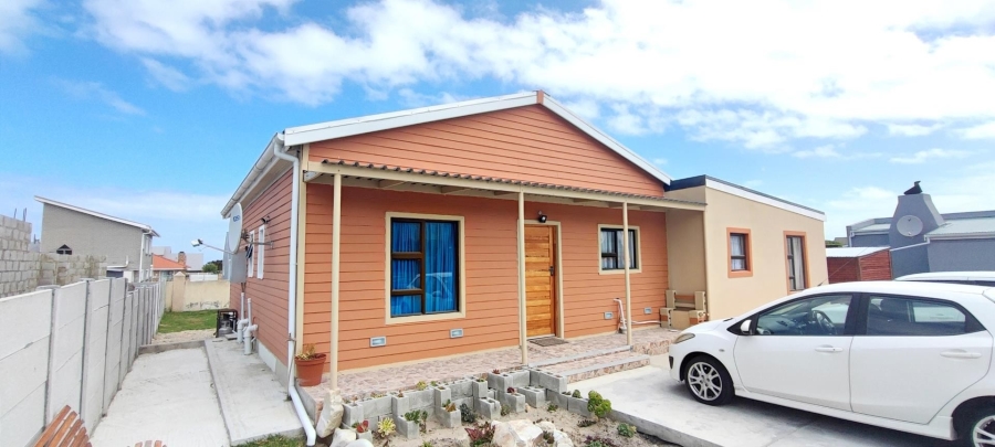 3 Bedroom Property for Sale in Franskraal Western Cape